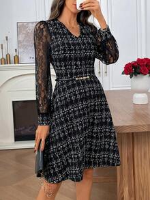 EMERY ROSE Váy ngắn thanh lịch cổ chữ V ren tương phản dành cho nữ - màu đen - Xem 8