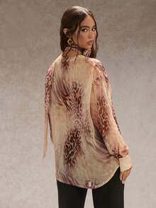 Glamine Blusa de manga larga suelta y delgada con decoración de flores 3D y estampado de leopardo para mujer, otoño - Multicolor - Ver 2