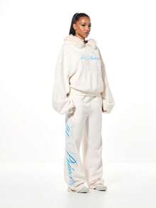 SUMWON WOMEN Áo hoodie lông thú giả cỡ lớn in họa tiết công chúa băng giá mùa đông - trắng - Xem 5