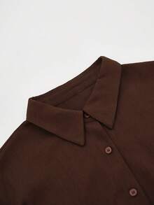 SHEIN Stylify Chemise pour femmes style lin, col chemise, fermeture par boutons devant, froncé à la taille, ourlet fendu, manches longues avec épaules tombantes, cordon de serrage à la taille, élégant style vintage français pour le bureau ou la tenue décontractée, polyvalente pour l'automne/hiver