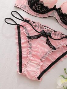 DelicateAllure 粉色和黑色蕾丝内衣套装，镂空钩针工艺，性感细肩带设计，亲肤又贴心 - 粉色 - 查看 4