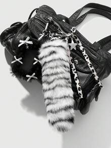 ROMWE J-Fashion Móc chìa khóa & Móc khóa - Mã trung bình -2 - Xem 16