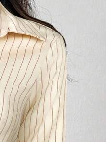 SHEIN EZwear Camicia a maniche lunghe da donna a righe intrecciata color albicocca - Albicocca - Visualizzare 6