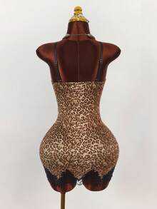 Amplova Vintage Leopard Muster Kleid mit tiefem Ausschnitt, Spaillentaille und figurbetonter Passform in Große Größen