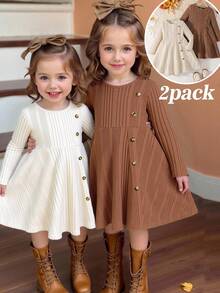 Emery Rose Kids Emery Rose Kids Bộ 2 váy liền thân mùa đông đơn giản họa tiết nút cài cổ tròn cho bé gái - Nhiều màu - Xem 3