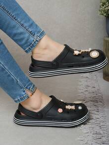 Women Flat Sandals - Black - View 2