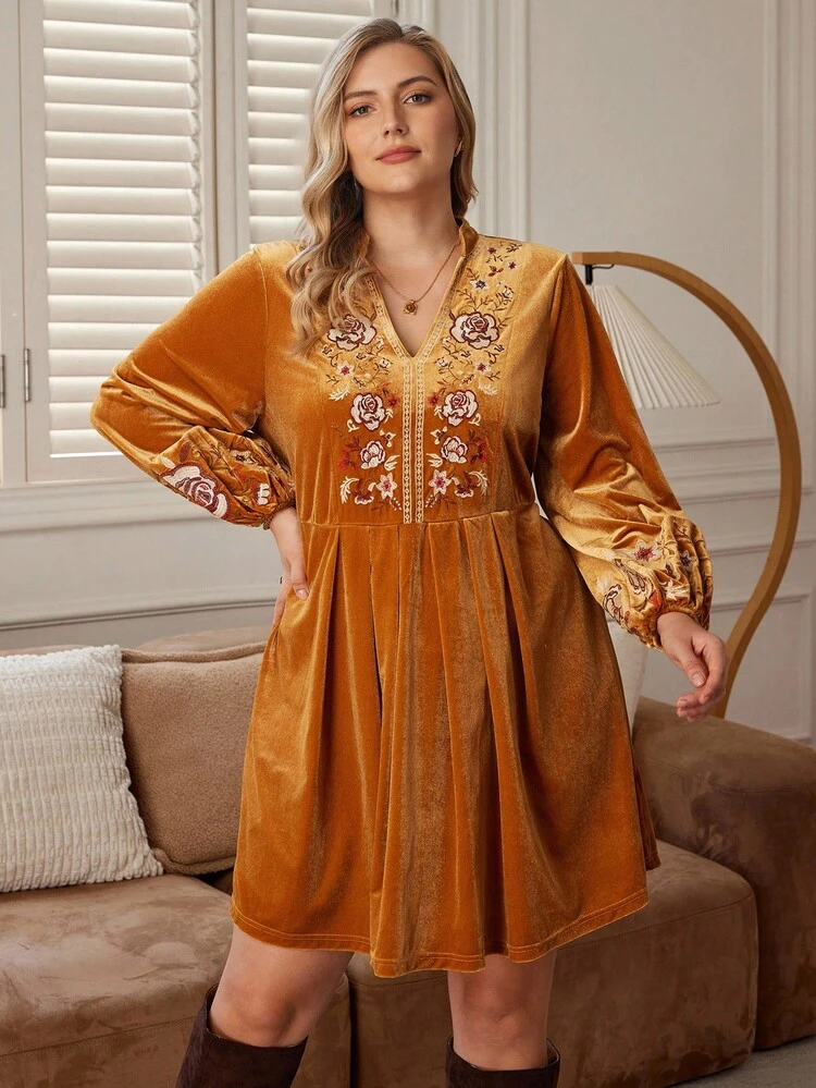 Plus Size Elegant Floral Embroidered Commuter Dress