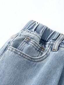 ChillGRL Jeans évasés ample pour jeune fille, nouvelle collection printemps/été, en denim bleu clair avec une ambiance décontractée, détail de broderie en forme de cœur pour une touche, taille élastique pour le confort. Convient pour le campus, la rue, les sorties, les activités de plein air et le port quotidien. Jeans baggy étoilé Y2K, jeans baggy Y2K - Jean bleu - Voir 5