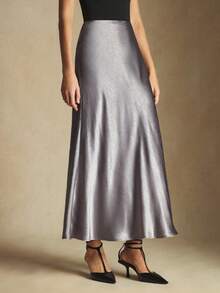 BizChic 2025秋冬新款灰色缎面褶裥中长裙，现代优雅，适合都市通勤、日常百搭、浪漫休闲，亦可搭配90年代复古风服饰，例如圣诞节、新年、感恩节派对、海滩、毕业典礼、时尚假日等场合，也适合婚礼宾客、主人、约会、派对、音乐会、早午餐、机场等。 - 灰色 - 查看 5