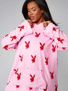 Missguided x Playboy رداء كنزة بقلنسوة مطبوع عليه أرنب مقاس كبير للكريسماس - متعدد الألوان - مشاهدة 4