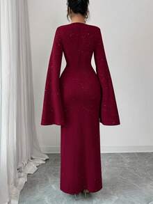 SHEIN Elenzya Đầm dài dự tiệc thanh lịch, vải sequin dệt kim họa tiết mới dành cho nữ, thiết kế xoắn, trẻ trung và duyên dáng, mùa thu/đông - Màu Đỏ Sâu - Xem 2