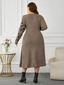 Modelyn Plus Size Autumn/Winter Fashion Leopard Print Patchwork Tie-Up Wrap Knit Dress - Brown - View 2