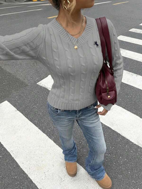 SHEIN Teen Girl Striped V-Neck Collegiate Style Contrast Color Fitted Comfortable Pullover Knit Sweater Preppy Clothes Fall Outfits Cozy Fall & Winter Styles Sweaters Suitable For Autumn/Winter