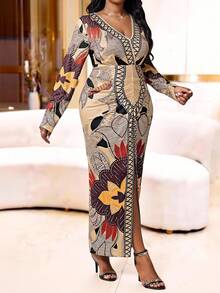 SHEIN Lady Brown Dress Elegant Dresses For Party Long Party Dresses Luxury Evening Dresses For Women Shiny Dress Party Dress   Long Party Dress  Plus Size Women Geometric Print V-Neck Long Sleeve Split Hem Fitted Elegant Dress