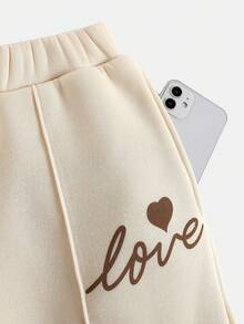 SHEIN 2 件套青少年女孩针织宽松字母和心形印花保暖内衬圆领运动衫和阔腿裤套装，秋冬 - 杏色 - 查看 5