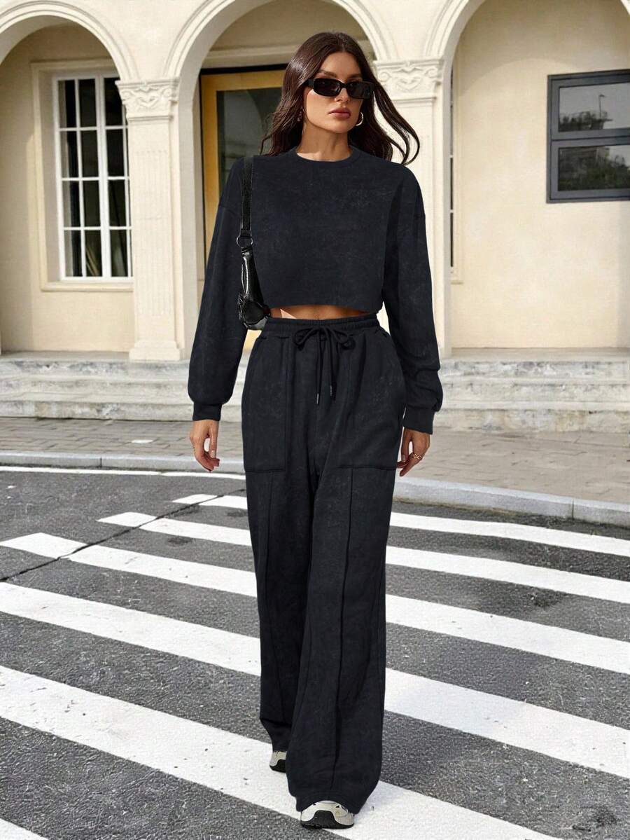 SHEIN Tall 春夏新品音乐节、复活节、纳什维尔、生日派对、毕业典礼、学生休闲装、日常外出、多功能、休闲、度假、邮轮、海滩、日光浴、街头服饰、雪花印花、宽松运动服、2 件套 - 黑色 - 查看 1