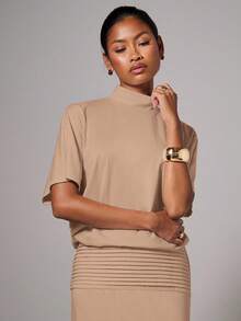 COSMINA 女式纯色简约高领短袖连衣裙，休闲日常穿着 - 卡其色 - 查看 7