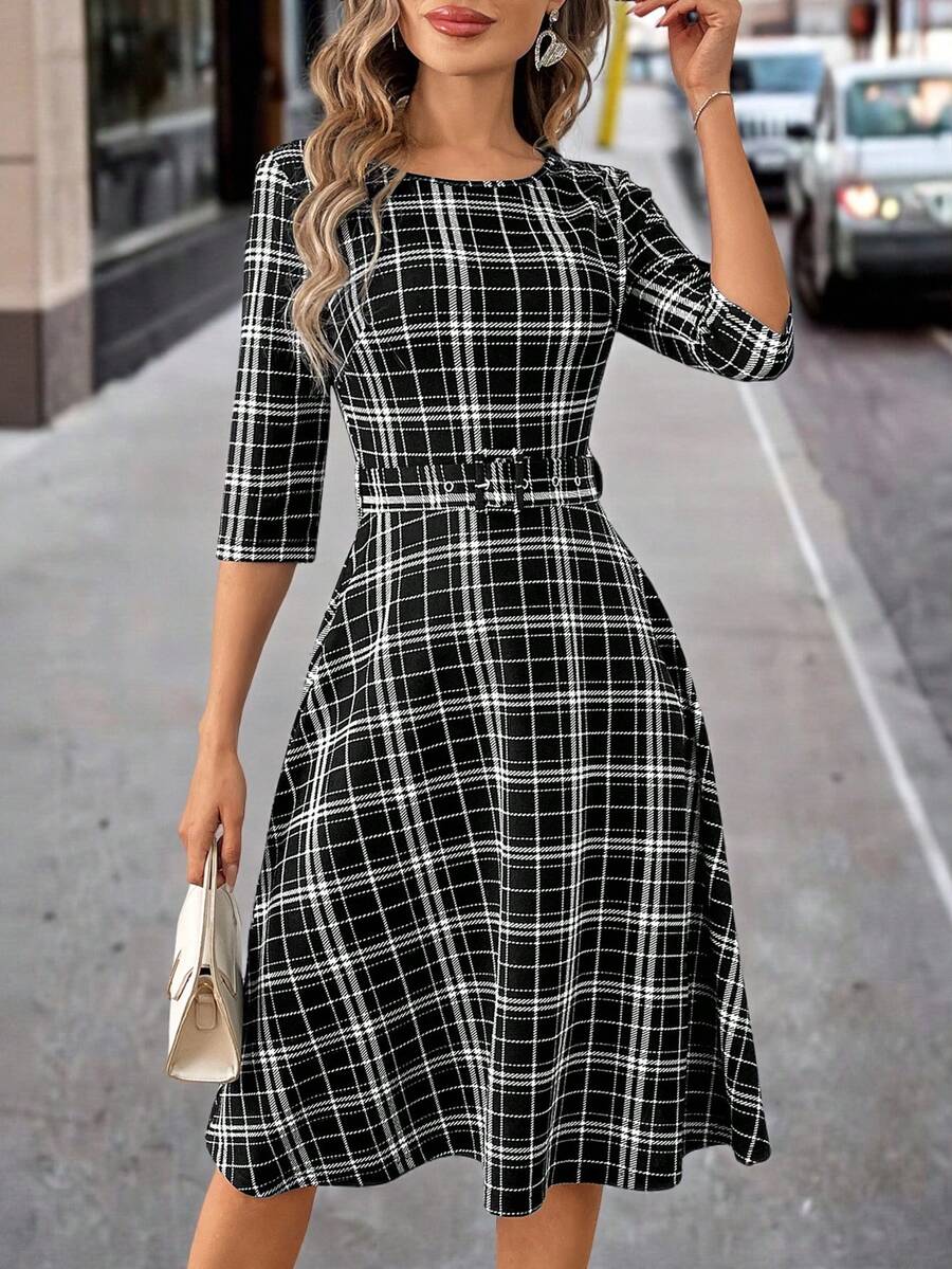 SHEIN Clasi Rochie de damă cu curea în carouri - Alb-negru - Vizualizare 1