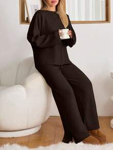 EURMUSE "Soft Glow Luxe Lounge Set" – Minimalist Knit Co-Ord In Mocha Brown - Brown - View 5