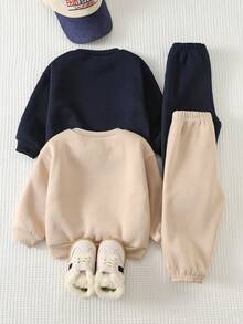 Cozy Pixies 4件套男婴卡通幽灵图案针织柔软圆领长袖卫衣和松紧腰束脚裤套装 - 棕色 - 查看 2