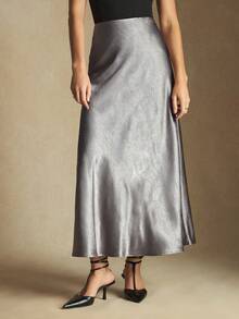 BizChic 2025秋冬新款灰色缎面褶裥中长裙，现代优雅，适合都市通勤、日常百搭、浪漫休闲，亦可搭配90年代复古风服饰，例如圣诞节、新年、感恩节派对、海滩、毕业典礼、时尚假日等场合，也适合婚礼宾客、主人、约会、派对、音乐会、早午餐、机场等。 - 灰色 - 查看 1