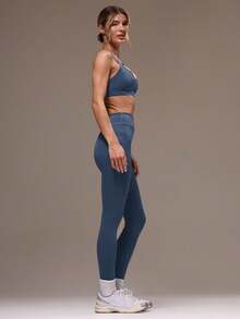 Musera Sport 女士交叉露背上衣和紧身裤运动套装 健身房健身瑜伽普拉提日常休闲 - 藏蓝色 - 查看 4