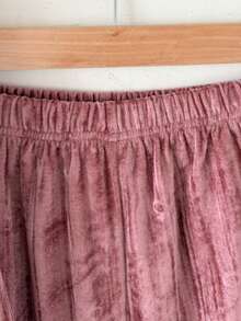 SHEIN Teen Girls Simple Fashion Casual Solid Color Velvet Embossed Fabric Bow Decor Long Sleeve Pants 2 Pieces Pajama Set Pink Pajama Set 2 Pieces Pj Set Velvet Pajama Set Bow Print Pajama Set Red Pj Set Women 2 Piece Pj Set - Dusty Pink - View 7