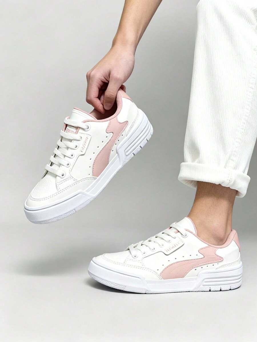 Men Tennis & Racquet Sport Shoes - White - View 1