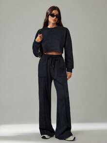 SHEIN Tall 春夏新品音乐节、复活节、纳什维尔、生日派对、毕业典礼、学生休闲装、日常外出、多功能、休闲、度假、邮轮、海滩、日光浴、街头服饰、雪花印花、宽松运动服、2 件套 - 黑色 - 查看 5