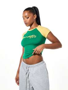 SUMWON WOMEN Áo thun trẻ em dáng ôm, tay áo raglan tương phản và in logo thiên thần - màu xanh lá - Xem 6