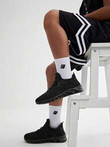 JNSQ Giày chạy bộ lưới thoáng khí màu đen thời trang cho trẻ em, phù hợp cho mọi mùa, hoạt động ngoài trời. - màu đen - Xem 3