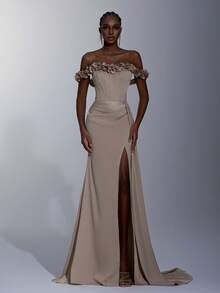 Elitara 优雅杏色简约亮面缎面 3D 花卉露肩美人鱼下摆侧垂高开衩礼服，适合所有正式场合、毕业典礼、婚礼、晚会 - 香檳色 - 查看 3