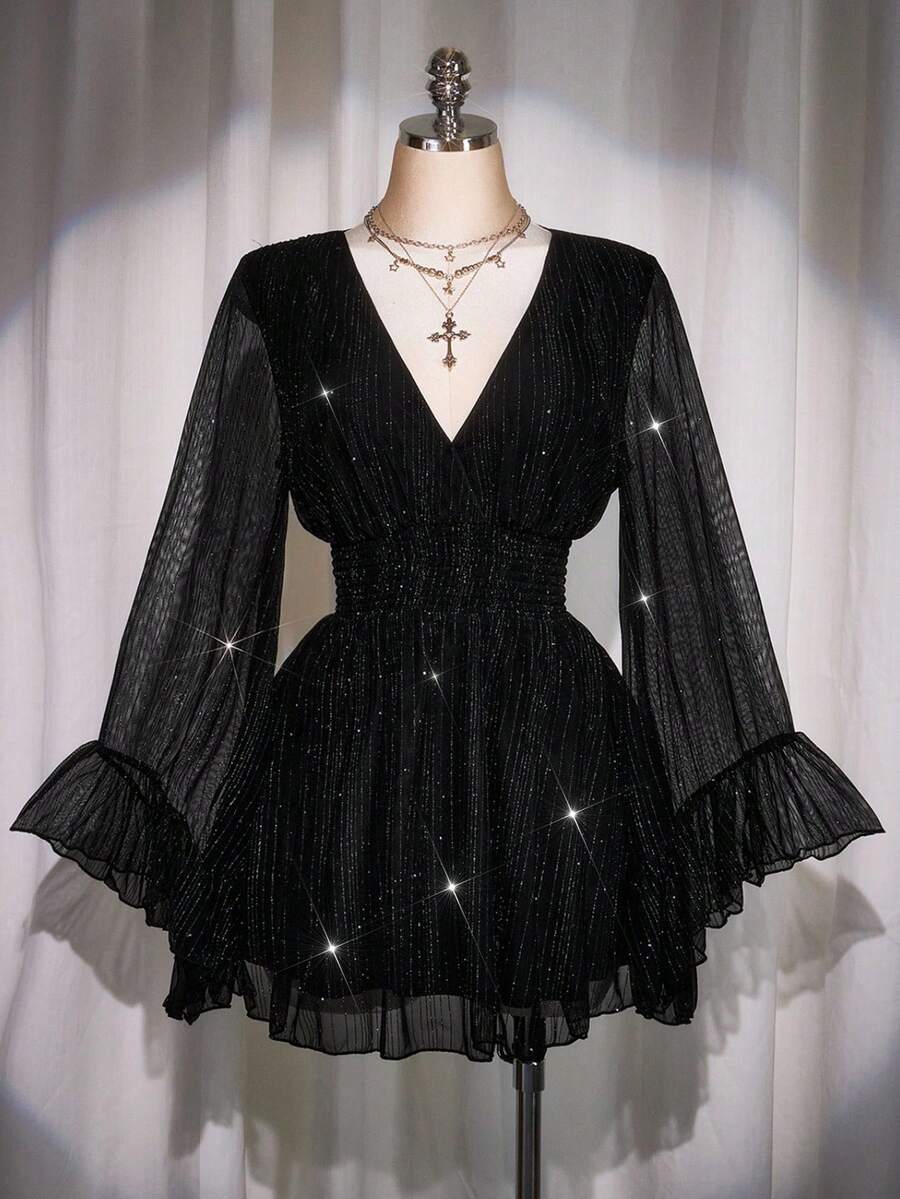 SHEIN ICON 大码亮片 V 领褶饰 A 字裙，波西米亚风、嬉皮风、Y2K 风、派对裙，适合秋季、暑假、音乐节、毕业典礼和返校季 - 黑色 - 查看 1