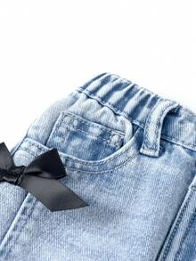 SHEIN Baby Girl Casual Distressed Bow Decor Washed Denim Jeans - Blue - View 6