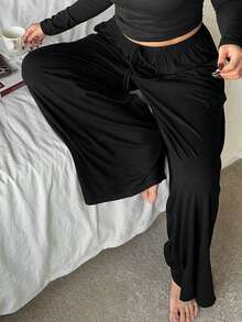 Dazy Plus Plus Size Women Elastic Waist Drawstring Straight Leg Sleepwear Bottoms, Solid Color Lounge Pants, For Fall & Winter