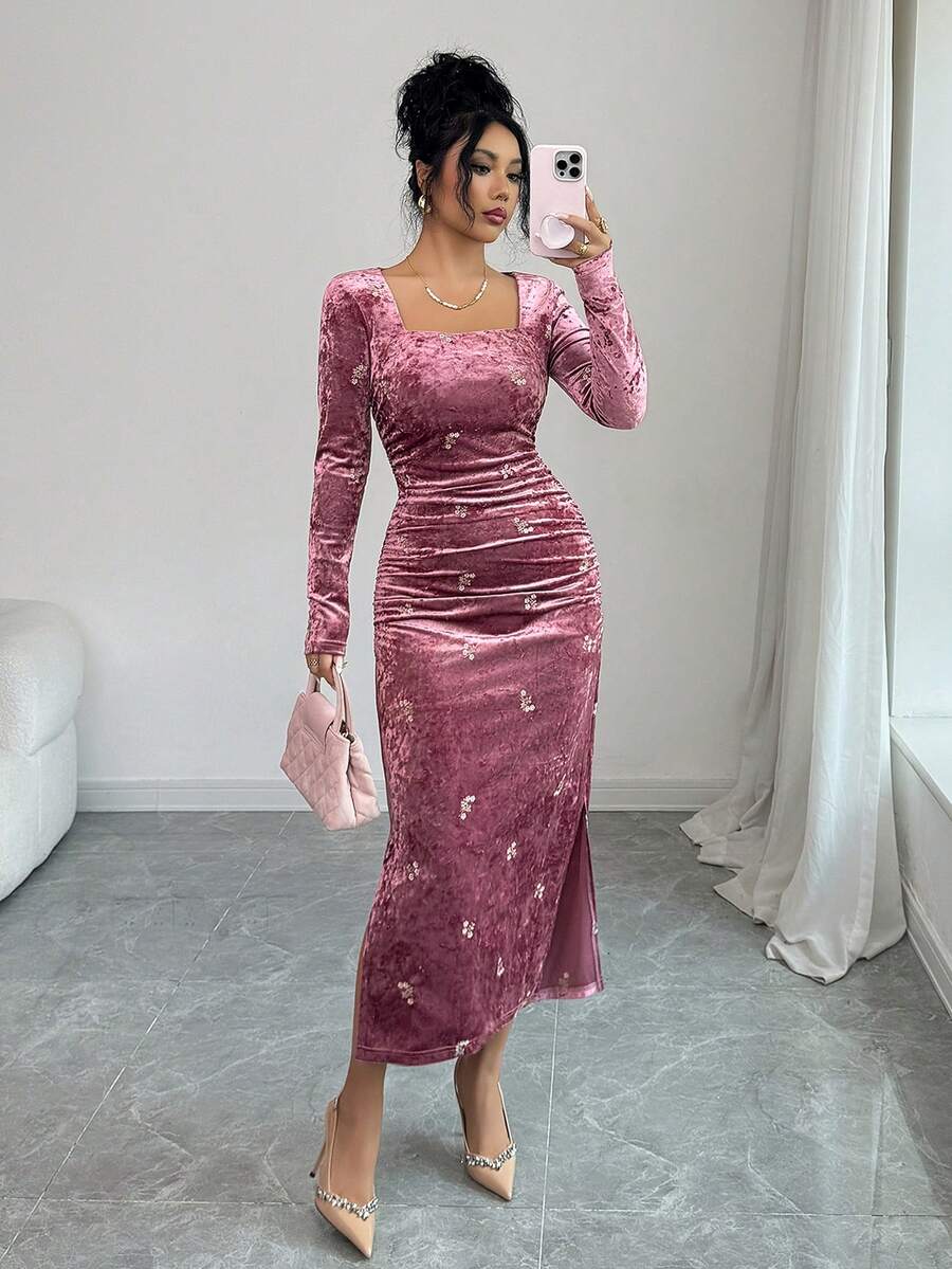 DAZY 秋冬季丝绒亮面优雅粉色长裙,适合新年、圣诞节、婚礼、派对、宴会、舞会、时尚活动、正式场合。修身鱼尾廓形,方领,印花图案,高开衩,中长款女装 - 西瓜粉 - 查看 1