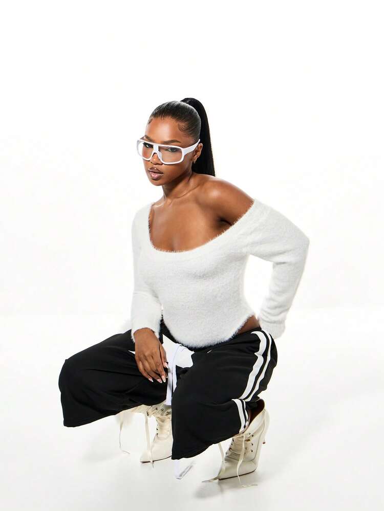 SUMWON WOMEN Body in morbida maglia con scollo a barchetta