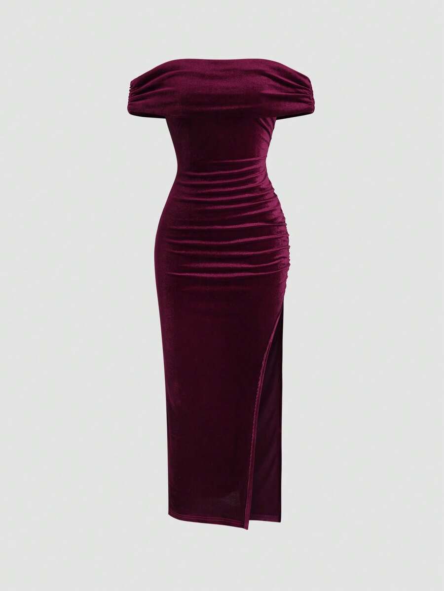 Sweetra 1 chiếc váy dài ôm sát vai bằng nhung trơn màu trơn hở vai cho tiệc tùng năm mới màu đỏ tía dành cho nữ - Màu Đỏ Sâu - Xem 1