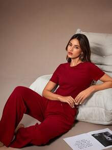 SHEIN 1 Set Solid Color Short Sleeve Top And Pants Casual Outfit Pajama Sets For Women Round Neck Women Lounge Sets Red Pajamas For Women Women Lounge Sets Two Pieces Lounge Set - Burgundy - View 4