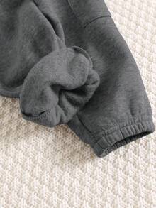 SHEIN 2pcs Baby Boy/Girl Casual Sports Letter Graphic Pocket Sweatshirt & Elastic Waist Pants Set, Suitable For Autumn/Winter Baby Boy Sweatshirt Set Baby Casual Sets Baby Boy Winter Sets Two Pieces Set Baby Boy Clothes Fall - Dark Grey - View 9