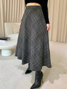 DAZY Women's Autumn/Winter Fashionable Plaid A-Line Skirt - Dark Grey - View 7