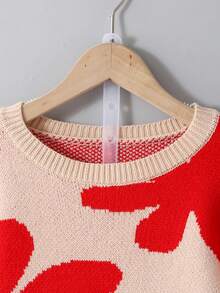 SHEIN 这款甜美百搭的圆领蓝色毛衣搭配碎花百褶裙，适合居家、外出、派对、返校等场合。这款毛衣裙适合春秋季穿着，是法式风格，也是秋冬季的必备单品。 - 彩色 - 查看 3