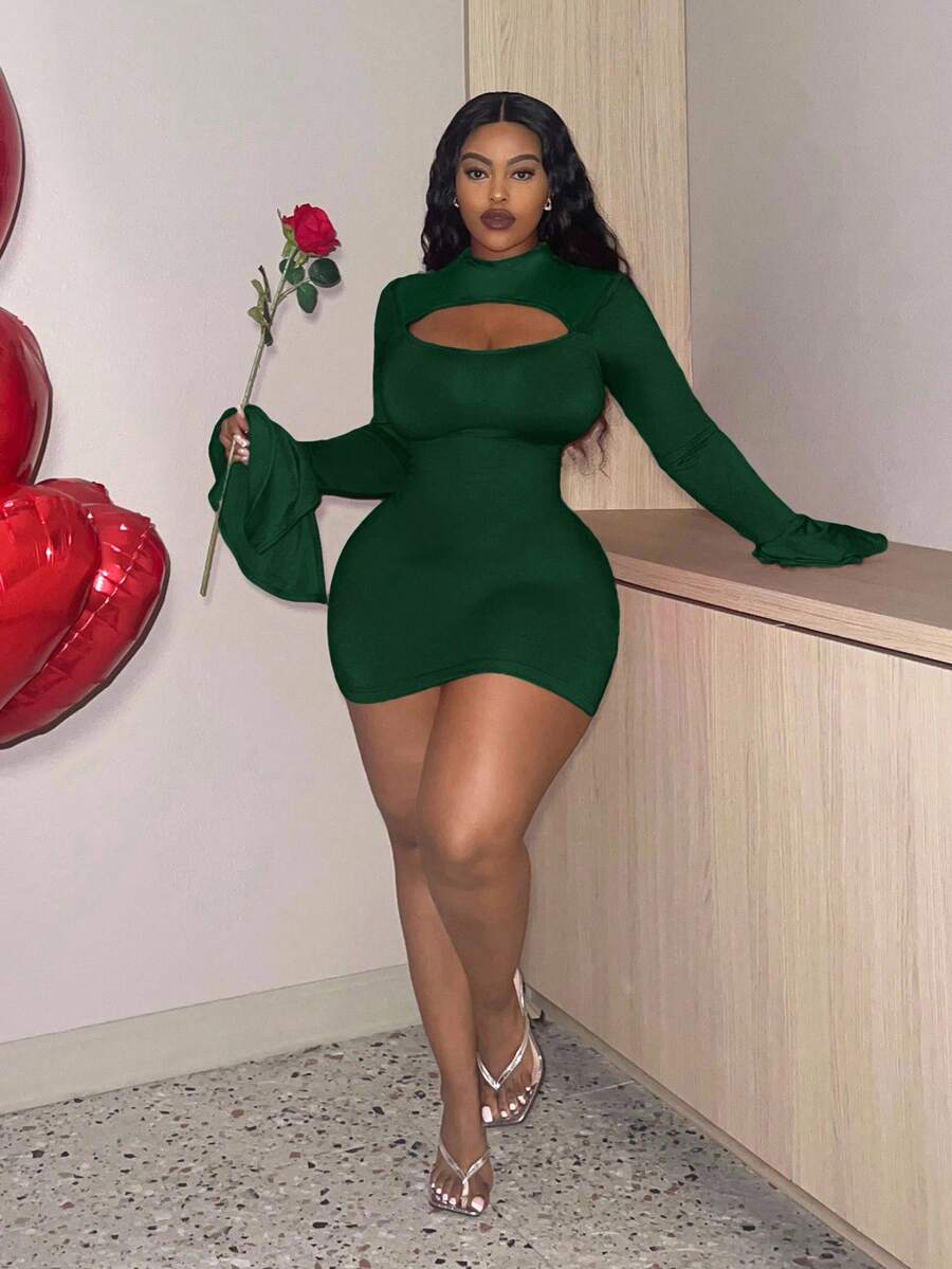 Veslaya Vestido ajustado rojo sexy con diseño hueco y mangas acampanadas para tallas grandes, con diseño revelador en el pecho