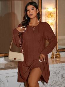 SHEIN LUNE Abito casual lavorato a maglia con motivo a trecce, scollo tondo, maniche lunghe, adatto per autunno/inverno, taglie comode - Caffè Marrone - Visualizzare 5