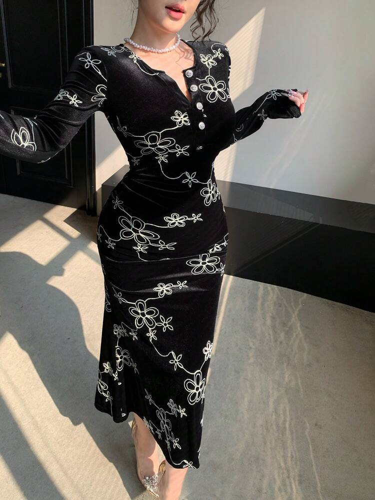 Autumn/Winter Velvet Embroidered Floral All-Over Print Jacquard Shiny Elegant Black Cocktail Dress, Suitable For New Year, Christmas, Wedding, Party, Formal Occasion, Fashion Event, Fitted Waist With Metal Buckle Decor, Mermaid Hem Midi Dress For Women