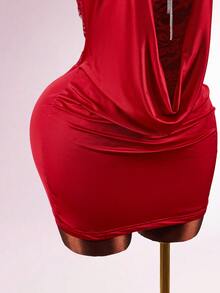 Amplova 高领荷叶边蕾丝纯色垂坠领无袖半透明紧身迷你裙 - 酒紅色 - 查看 6