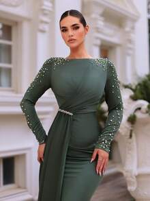 Aureia Elegante y lujoso vestido largo con aplicaciones hechas a mano en color verde oliva, adecuado para bodas, fiestas, vacaciones, galas y eventos formales (con bordados y aplicaciones elaborados) - Verde hierba - Ver 3