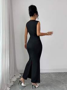 Rafferiza 女式撞色镶边V领无袖修身西装套装 - 黑與白 - 查看 3