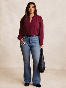 EMERY ROSE 大码女式 V 领荷叶边假门襟长袖休闲衬衫，适合工作、外出、聚会和约会 - 酒紅色 - 查看 5