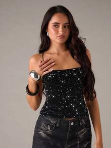 SHEIN BAE 秋冬夜店派对时尚性感黑色亮片吊带露背上衣，派对上衣，夜店上衣，冬季，新年，圣诞节，感恩节，闪亮黑色性感上衣 - 黑色 - 查看 6